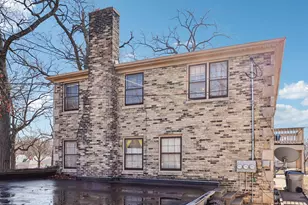 4703 W Jackson Park Dr, Milwaukee, WI 53219 - Photo 7