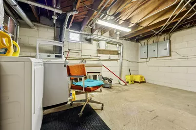 4703 W Jackson Park Dr, Milwaukee, WI 53219 - Photo 59