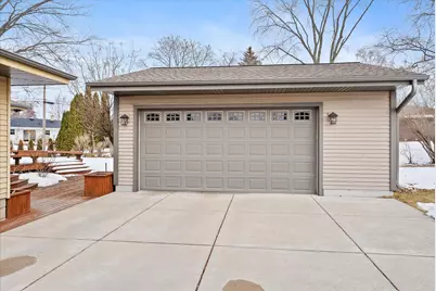 1624  Randy Cir, Port Washington, WI 53074 - Photo 3