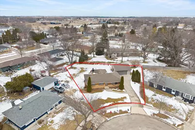 1624  Randy Cir, Port Washington, WI 53074 - Photo 13