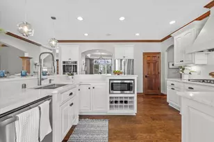 1810 E Bristlecone Dr, Hartland, WI 53029 - Photo 17