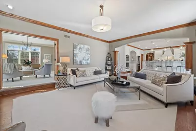 1810 E Bristlecone Dr, Hartland, WI 53029 - Photo 11