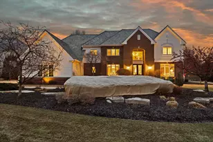 1810 E Bristlecone Dr, Hartland, WI 53029 - Photo 111