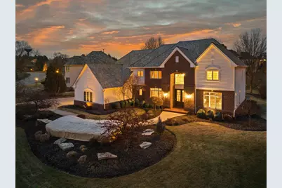 1810 E Bristlecone Dr, Hartland, WI 53029 - Photo 3