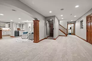 1810 E Bristlecone Dr, Hartland, WI 53029 - Photo 53