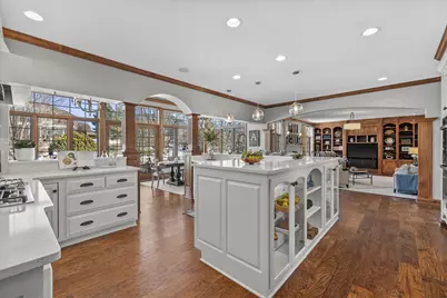 1810 E Bristlecone Dr, Hartland, WI 53029 - Photo 15