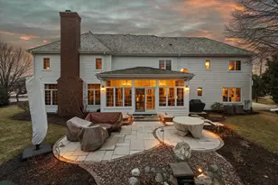 1810 E Bristlecone Dr, Hartland, WI 53029 - Photo 107