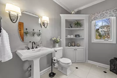 1810 E Bristlecone Dr, Hartland, WI 53029 - Photo 55