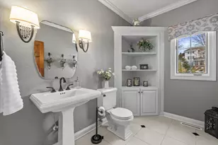 1810 E Bristlecone Dr, Hartland, WI 53029 - Photo 55