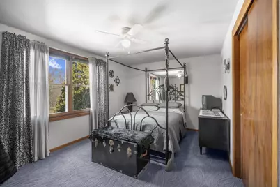 W342N6303  Kathy Dr, Lac La Belle, WI 53066 - Photo 17