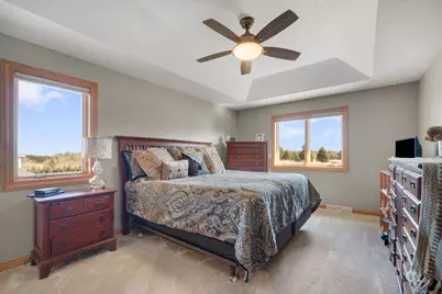 3219  Old Hickory Pl, West Bend, WI 53095 - Photo 21