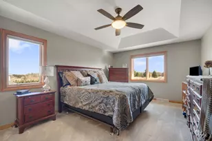 3219 Old Hickory Pl, West Bend, WI 53095 - Photo 21