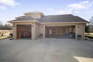 3219 Old Hickory Pl, West Bend, WI 53095 - Photo 33