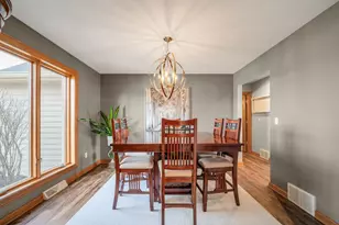 3219 Old Hickory Pl, West Bend, WI 53095 - Photo 9