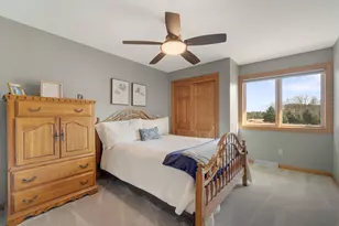 3219 Old Hickory Pl, West Bend, WI 53095 - Photo 25