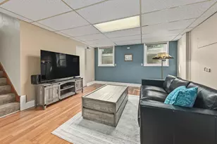 2441 N 97th St, Wauwatosa, WI 53226 - Photo 23