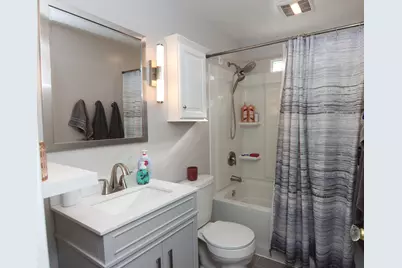 2125  Fairmont St, Manitowoc, WI 54220 - Photo 15