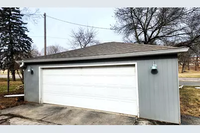 1323  Northview Rd, Waukesha, WI 53188 - Photo 7