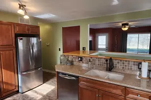 1323 Northview Rd, Waukesha, WI 53188 - Photo 11