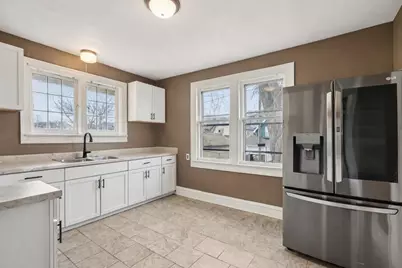 4073 N 16th St, Milwaukee, WI 53206 - Photo 9