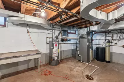 301  North Ave, Hartland, WI 53029 - Photo 23