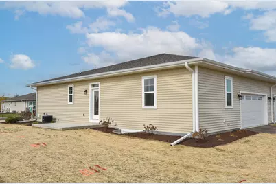 615  Hunter Oaks Blvd #B, Watertown, WI 53094 - Photo 31