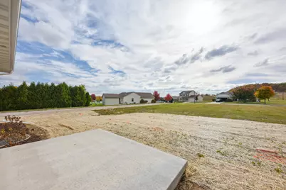 615  Hunter Oaks Blvd #B, Watertown, WI 53094 - Photo 33