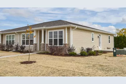 615  Hunter Oaks Blvd #B, Watertown, WI 53094 - Photo 37