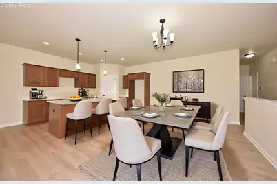 615  Hunter Oaks Blvd #B, Watertown, WI 53094 - Photo 5