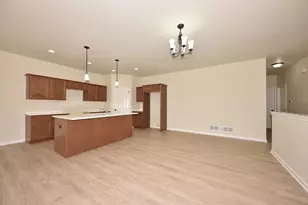 615 Hunter Oaks Blvd, Watertown, WI 53094 - Photo 11