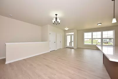 615  Hunter Oaks Blvd #B, Watertown, WI 53094 - Photo 13