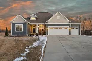 10830 N Tartan Ct, Mequon, WI 53097 - Photo 1