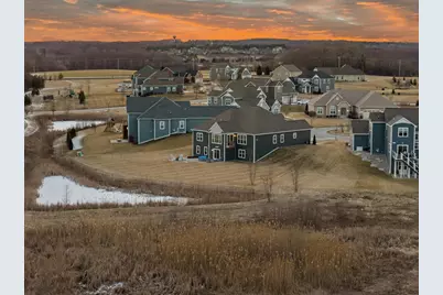 10830 N Tartan Ct, Mequon, WI 53097 - Photo 41