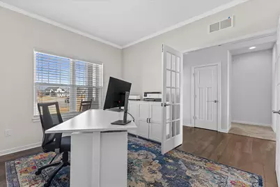 10830 N Tartan Ct, Mequon, WI 53097 - Photo 15