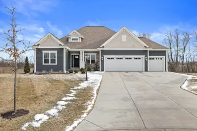 10830 N Tartan Ct, Mequon, WI 53097 - Photo 51