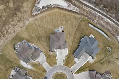 10830 N Tartan Ct, Mequon, WI 53097 - Photo 31