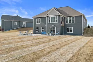 10830 N Tartan Ct, Mequon, WI 53097 - Photo 55