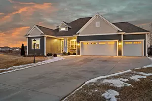 10830 N Tartan Ct, Mequon, WI 53097 - Photo 67