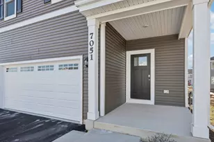 7051 Oakmont Rd, Racine, WI 53403 - Photo 5