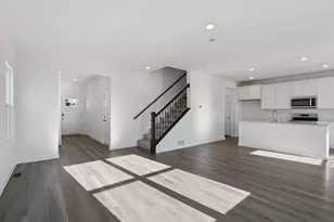 7051 Oakmont Rd, Racine, WI 53403 - Photo 29