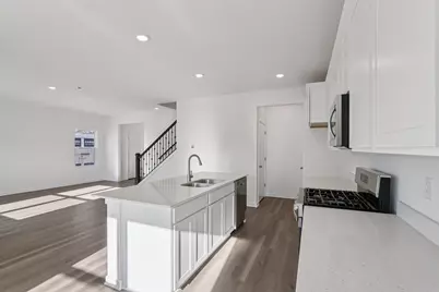 7051  Oakmont Rd, Racine, WI 53403 - Photo 37