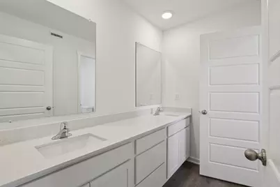 7051  Oakmont Rd, Racine, WI 53403 - Photo 59