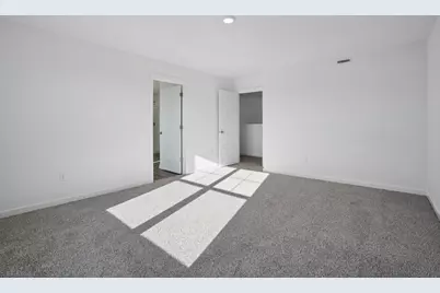 7038  Oakmont Rd, Racine, WI 53403 - Photo 21