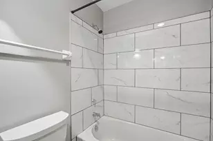 11927 W Appleton Ave, Milwaukee, WI 53224 - Photo 15