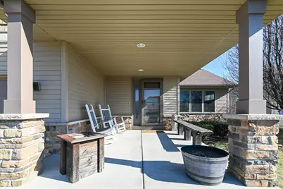 851  Shooting Star Cir, DeForest, WI 53532 - Photo 3