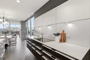 851 E Reservoir Ave, Milwaukee, WI 53212 - Photo 23