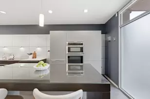 851 E Reservoir Ave, Milwaukee, WI 53212 - Photo 21