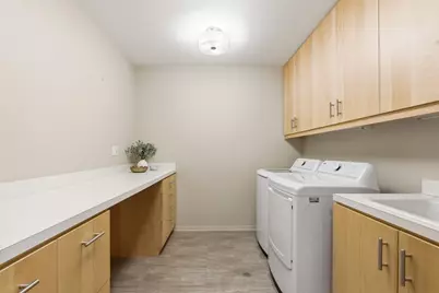 851 E Reservoir Ave, Milwaukee, WI 53212 - Photo 57