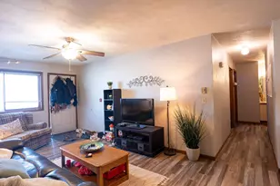 410 10th St, La Crosse, WI 54601 - Photo 33