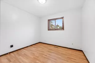 9551 Idell Ave, Sparta, WI 54656 - Photo 11